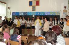 FOTO | Şcoala Nr.5 Spiru Haret Dorohoi „In memoriam Eminescu”