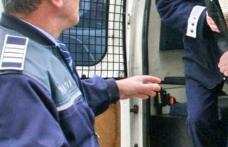 Botoșănean dat în urmărire internațională depistat de polițiști la domiciliul acestuia din comuna Suliţa