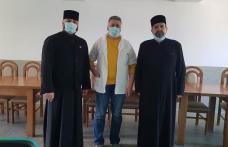 Preoții susțin Spitalul Municipal Dorohoi. Zece mii de lei donați pentru achiziționarea de echipament medical