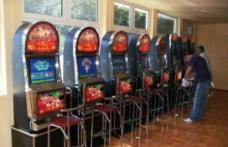 Proiect de lege: Jocurile slot-machine să funcţioneze doar în cazinouri şi agenţii ale Loteriei