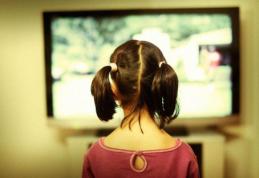 Impactul dezastruos pe care îl are televizorul asupra copiilor