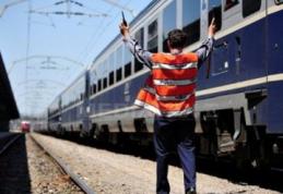 Un tren CFR a uitat să oprească în gară, la Craiova. Călătorii au rămas uimiţi pe peron