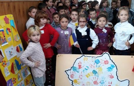 „Toți pentru o Românie unită!” la Școala Gimnazială „Gheorghe Coman” din Brăești - FOTO