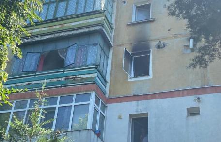 Panică într-un bloc din municipiul Botoșani - FOTO