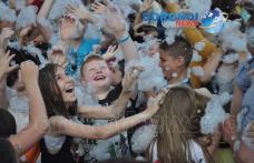 Super petrecere cu spumă la Dorohoi organizată în cinstea copiilor de ziua lor – FOTO