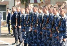 Elevi jandarmi de la Fălticeni în practică la Jandarmeria Botoșani