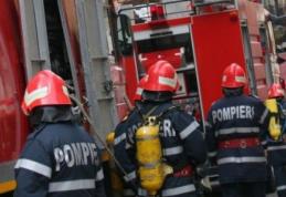 Incendiu cu repetiţie într-o comună din județul Botoșani, din cauza unei butelii