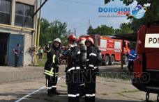 Intervenție în forță a pompierilor, polițiștilor și jandarmilor la fabrica de confecții CONTED Dorohoi - FOTO