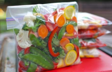 Cum se congelează corect fructele și legumele pentru iarnă ca să rămână la fel de gustoase și pline de vitamine