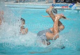 Vezi regulamentul, programul și tarifele de la piscina semi-olimpică din Dorohoi!