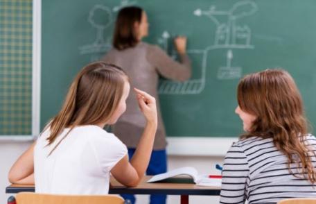 Inspectorii şcolari vor primi calificative: Ministerul Educaţiei a publicat noua metodologie de evaluare