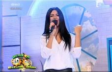 Dorohoianca Adriana Chiţac și-a lansat primul single din cariera de artistă la „Neața cu Răzvan și Dani”
