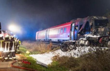 Un român a murit, după ce un camion a fost lovit de un tren, în Germania