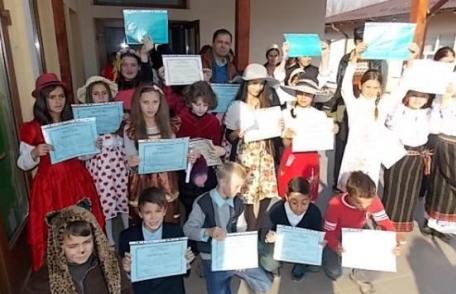 Mihail Sadoveanu sărbătorit la Școala Gimnazială din Dumbrăviţa, care îi poartă numele - FOTO