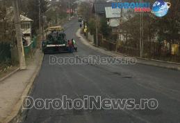 Încă un obiectiv important a fost atins de Primăria Dorohoi: Asfaltarea străzii Sălciilor aproape de finalizare - FOTO