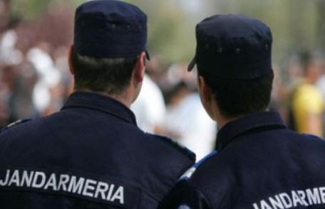 Caz rezolvat! Telefon mobil restituit proprietarului de către jandarmii Botoșăneni