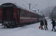 Primim la redacţie - Trenul Regio Trans Iași - Dorohoi face Camping în Dângeni 