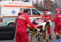 Minoră ajunsă la Spitalul  Județean după ce a fost accidentată de o mașină pe strada Dumbrava Roșie din Dorohoi