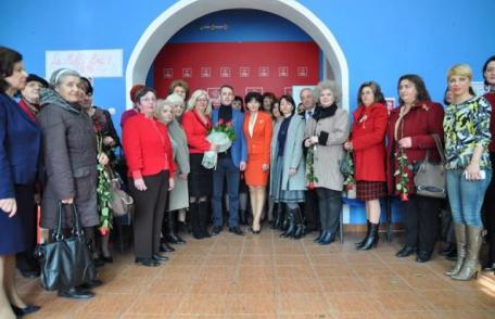Social-democrații botoșăneni și-au sărbătorit doamnele - FOTO