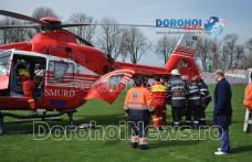 Bărbat din Broscăuți preluat de urgență de la Dorohoi de un elicopter SMURD - VIDEO/FOTO