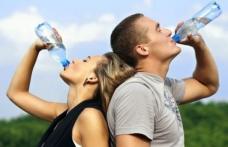 Cum să bei corect apa dacă vrei să slăbești