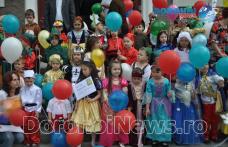 Lume de poveste creată de „Parada costumelor de basm” la „Zilele Copilului” Dorohoi 2016 - FOTO
