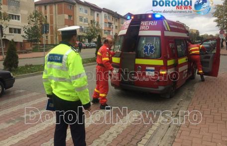 Accident pe Bulevardul Victoriei din Dorohoi! Femeie lovită pe trecerea de pietoni - FOTO