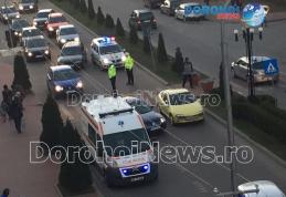 Accident pe o trecere de pietoni de pe Bulevardul Victoriei din Dorohoi! Copil lovit în drum spre școală - FOTO