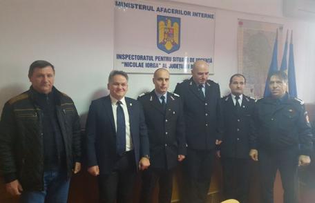 Pompieri botoşăneni avansaţi în grad, de Ziua Naţională a României