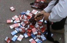 Ţigări de contrabandă confiscate de poliţişti dintr-un magazin din comuna Suharău