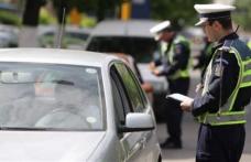 Polițiștii botoșăneni în acțiune: 73 de mașini trase pe dreapta, 21 amenzi aplicate, un permis reținut