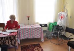 Crucea Roșie continuă să ajute sinistrații și bătrânii