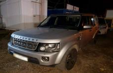 Land Rover de peste 160.000 lei cu numere de înmatriculare false, descoperit de polițiștii de frontieră