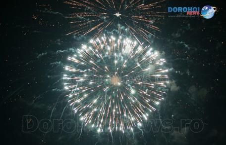 Revelion 2018: Vezi focul de artificii de la Dorohoi, oferit de autoritățile locale la trecerea dintre ani! – VIDEO/FOTO