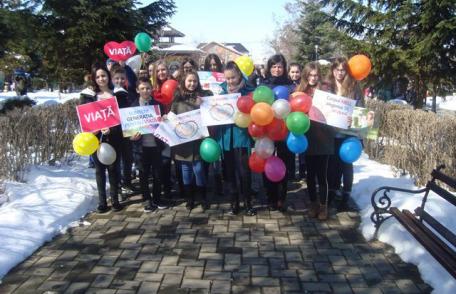 O lume pentru viață: Copii de la Școala Gimnazială „Mihail Kogălniceanu” Dorohoi implicați și premiați - FOTO