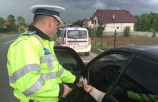 INCONȘTIENȚĂ: Fără permis de conducere, a urcat beat la volanul unei mașini împrumutate pe care a lovit-o apoi a fugit