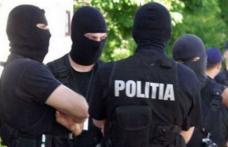 Percheziţii domiciliare în Botoşani, Suceava şi Ilfov, la persoane bănuite de contrabandă cu produse contrafăcute