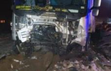 Şofer român de TIR, erou în Italia după ce a salvat doi tineri răniţi într-un grav accident
