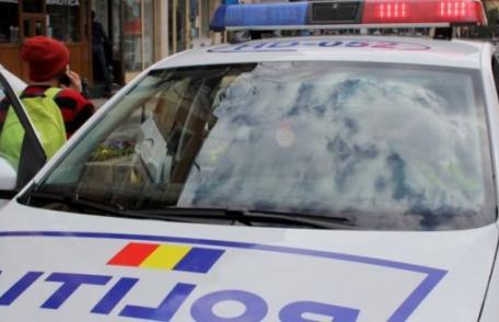 S-a ales cu dosar penal la 28 de ani. Șofer din Dorohoi prins cu numere de înmatriculare expirate în trafic