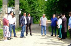 Consiliul Județean Botoșani continuă investițiile în drumuri! Drumul Mănăstirilor a fost predat constructorului - FOTO