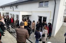 Cadou de Crăciun pentru 16 familii din Dorohoi. Autoritățile locale au inaugurat un nou lot de locuințe sociale - FOTO