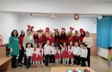 „Uite, vine Moș Crăciun!” la Grădinița cu Program Prelungit Nr. 8 Dorohoi și la elevii liceului Regina Maria
