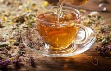 Câteva ceaiuri bune împotriva indigestiei