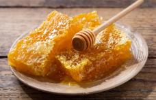 Beneficiile consumului de fagure de miere
