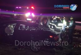 Mașină izbită de trenul Dorohoi – Iași. Două fete au ajuns la spital, una dintre acestea în stare gravă - FOTO