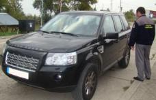 Land Rover furat din Germania, oprit din drumul spre Moldova