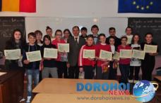 „Internetul – prieten sau dușman”, proiect desfășurat la Şcoala „Mihail Kogălniceanu” Dorohoi - FOTO