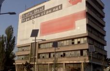 Amplasarea de bannere publicitare pe clădiri aflate în stare avansată de deteriorare, interzisă