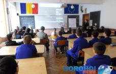 „Clipe în ochi de copil” - Proiect de activitate educativă la Școala „Mihail Kogălniceanu” Dorohoi – FOTO