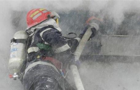 Cinci incendii în mai puţin de două ore în județul Botoșani